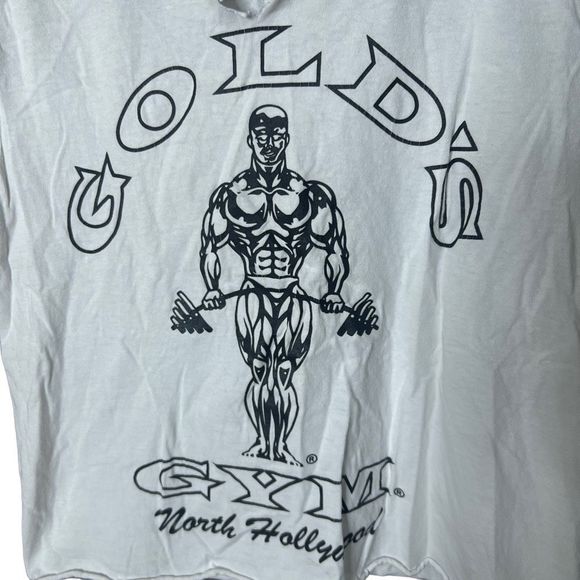 Gold’s Gym North Hollywood Distressed Shirt USA Medium - Picture 2 of 5